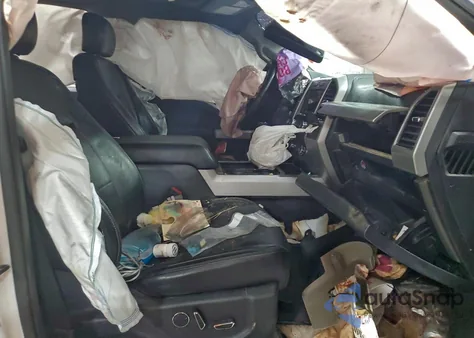 2019 Ford F350 Super Duty z USA, uszkodzony, nr VIN 1FT8W3BT8KEC19207